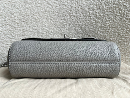 Mulberry Pale Grey Regular Lily Heavy Grain (RRP £1095)