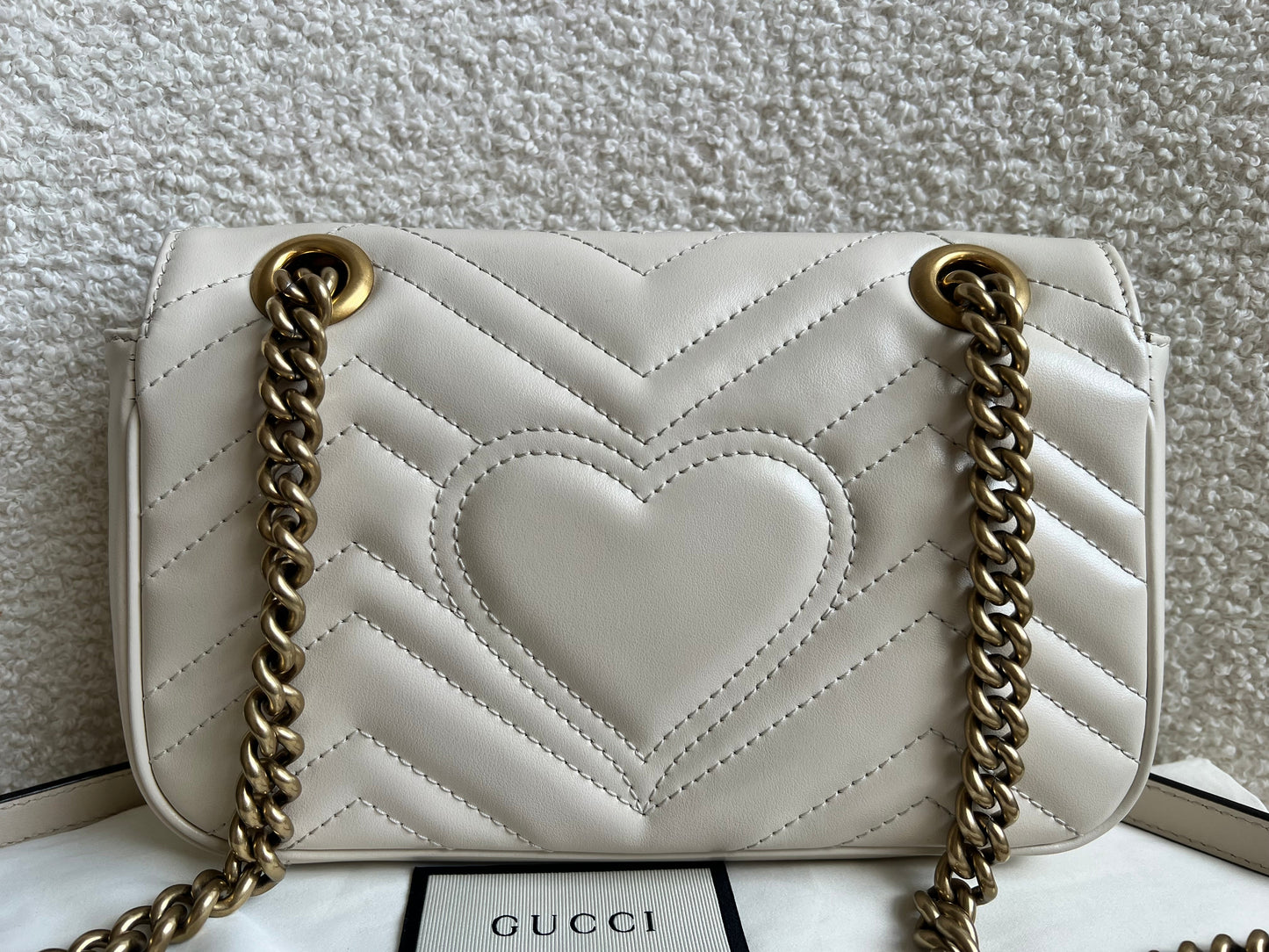 Gucci GG White Marmont Mini Shoulder Bag (RRP £1,890)