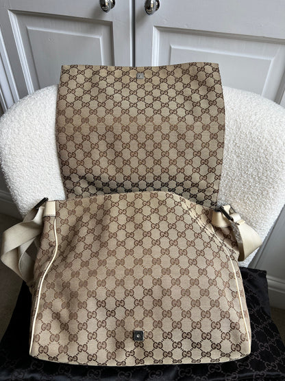 Gucci GG White Beige Canvas Messenger Bag