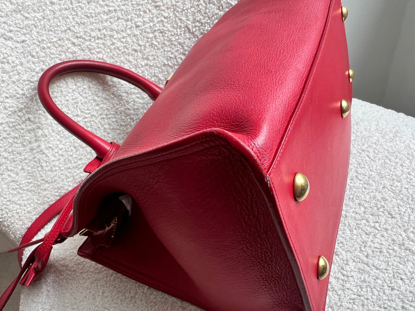 Yves Saint Laurent (YSL) Red Small Cabas Chyc Bag (RRP £1,350)