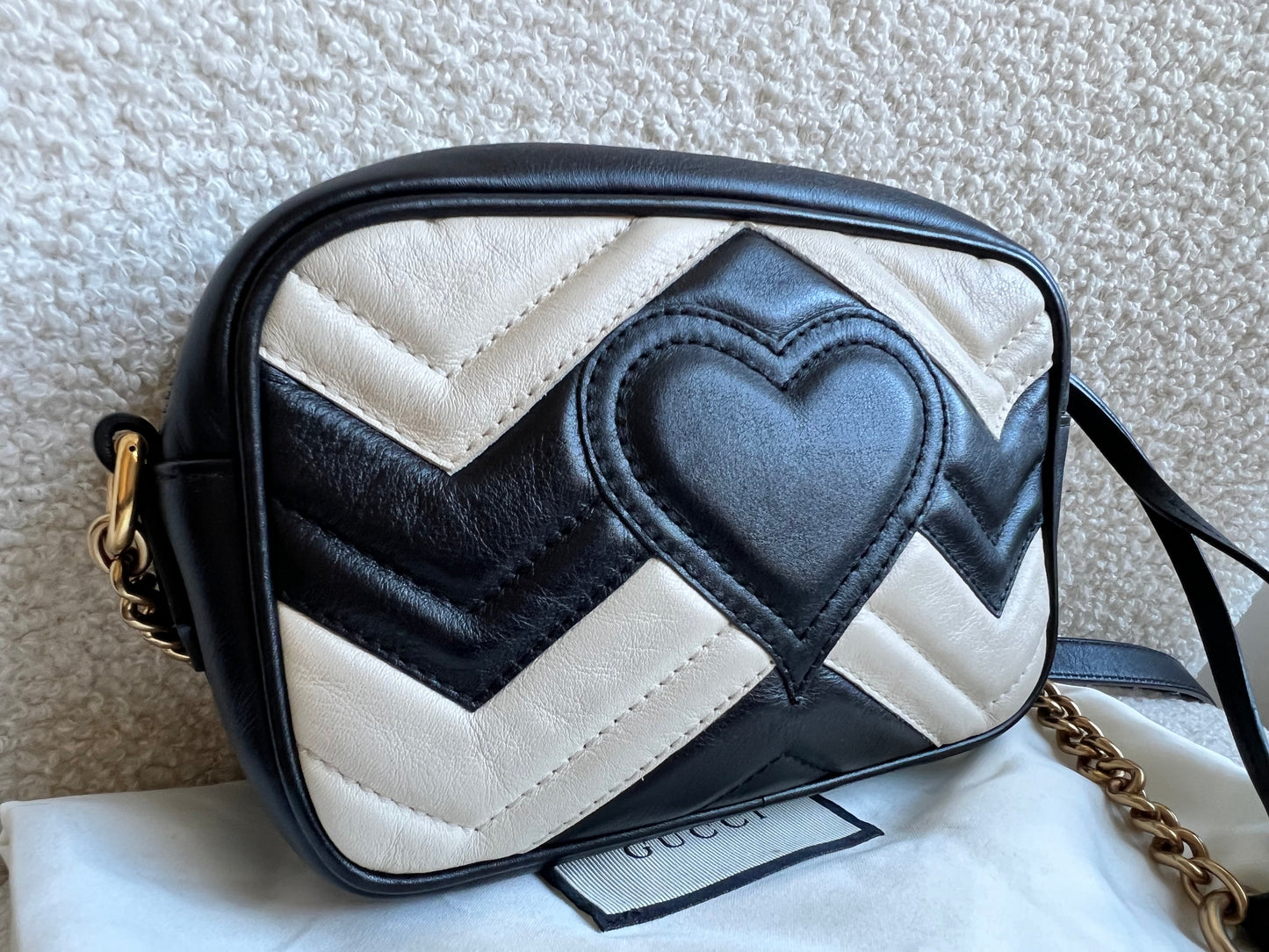 Gucci GG Black and White Marmont Mini Shoulder Bag (RRP £1,360)