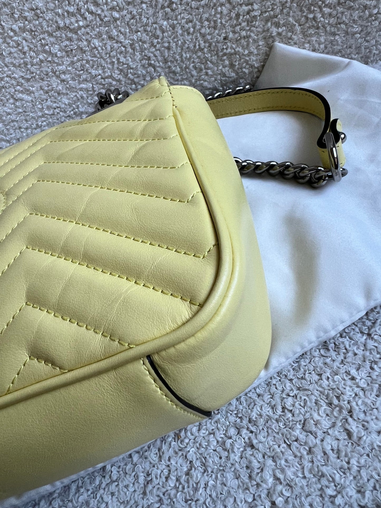 Gucci GG Yellow Marmont Small Shoulder Bag (RRP £2070)