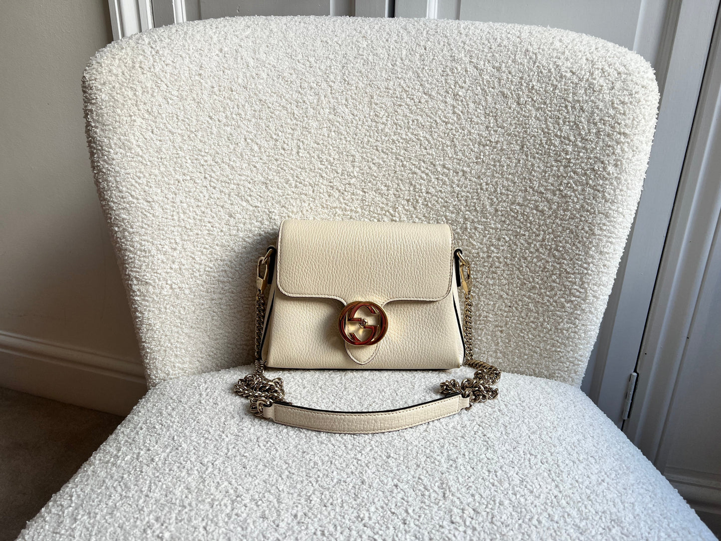 Gucci Interlocking GG Cream Mini Cross Body Bag