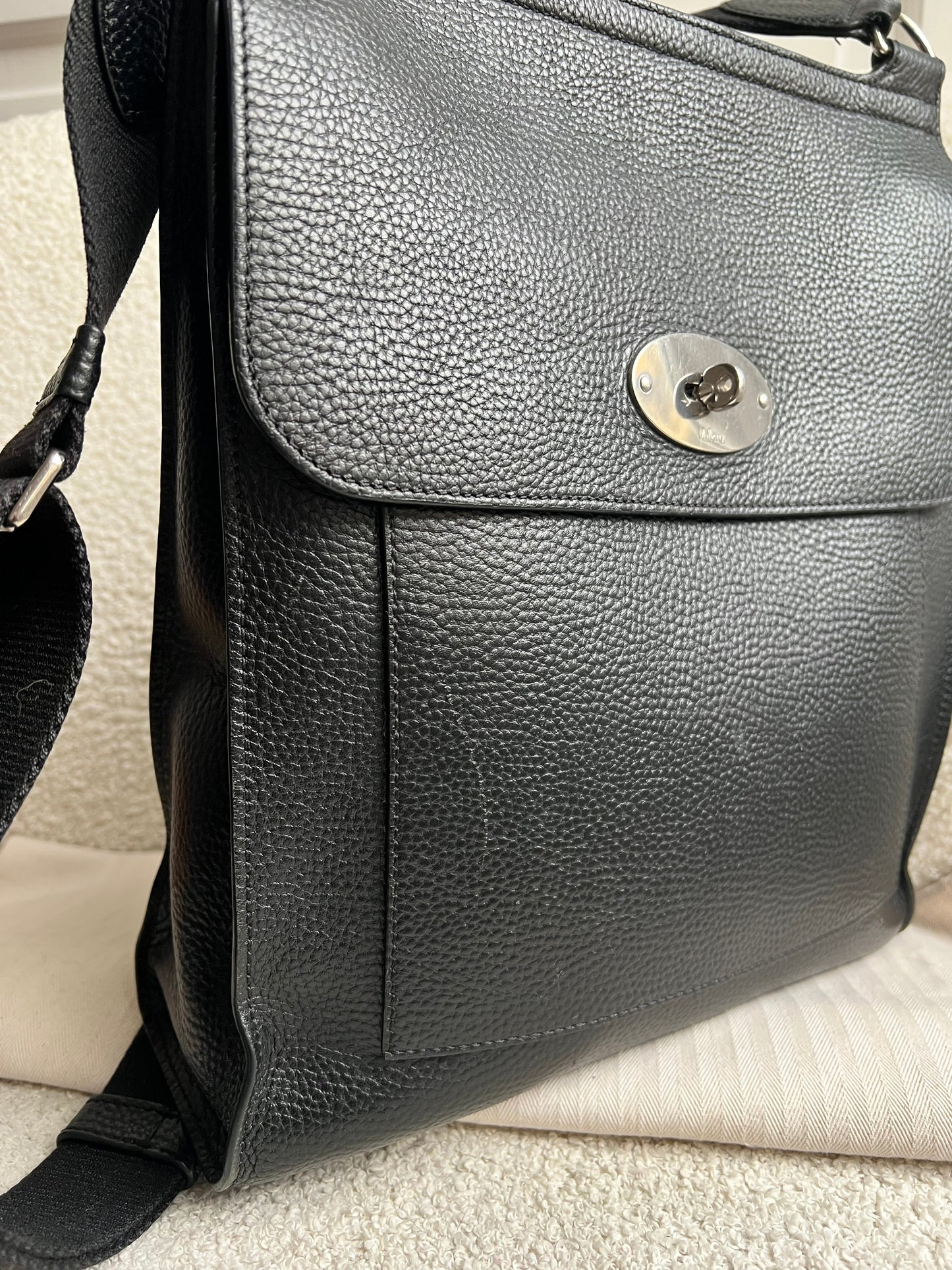 Mulberry Large Black Antony (RRP £825)