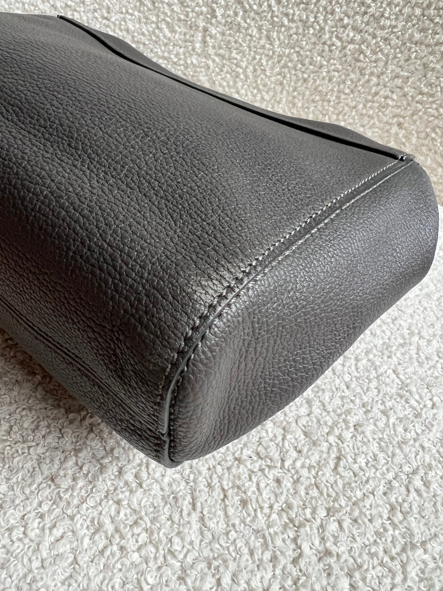 Mulberry Grey Regular Lily with Gold Hardware (RRP £995)