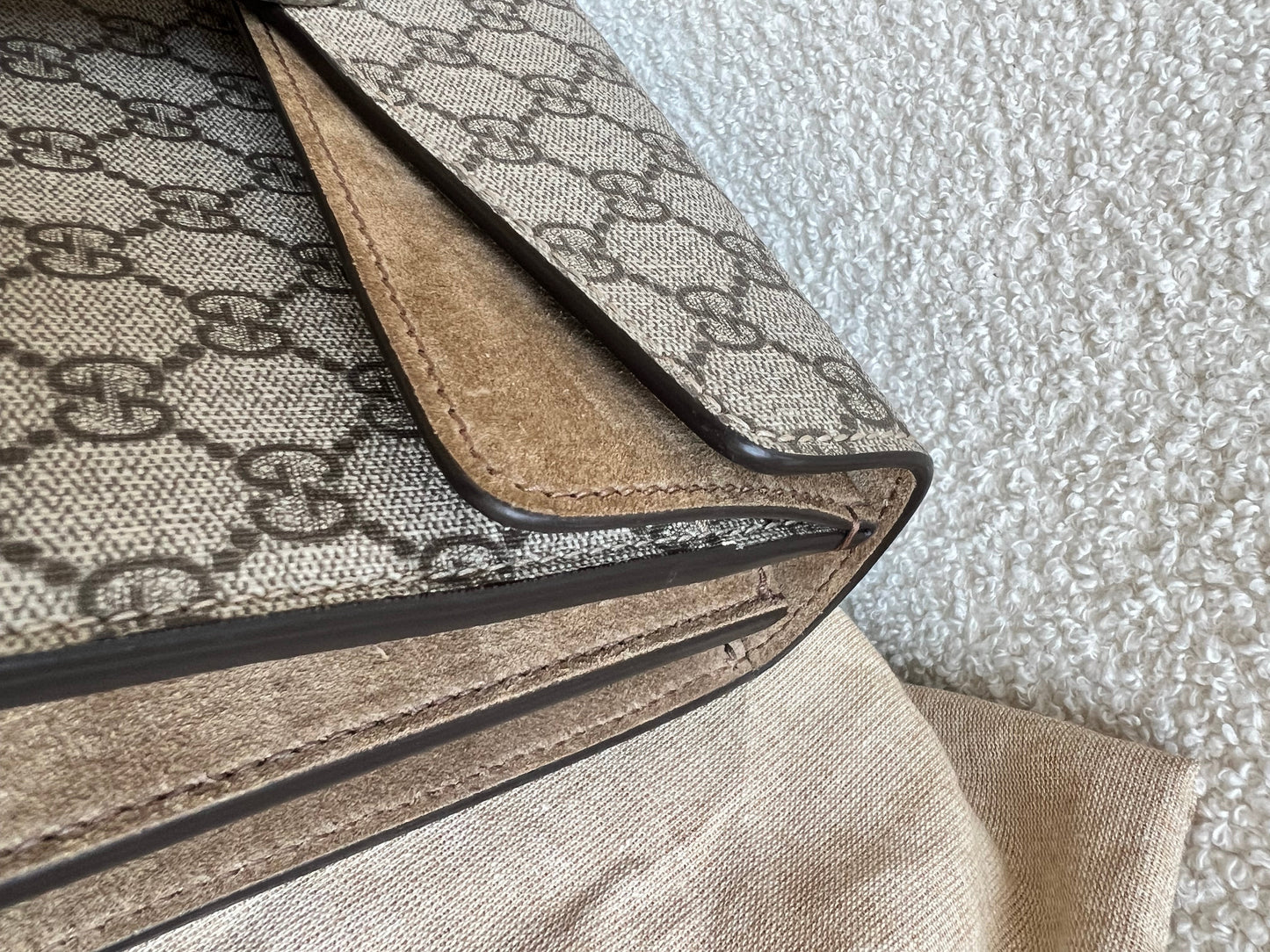 Gucci Dionysus GG Supreme Small Shoulder Bag (RRP £2,280)