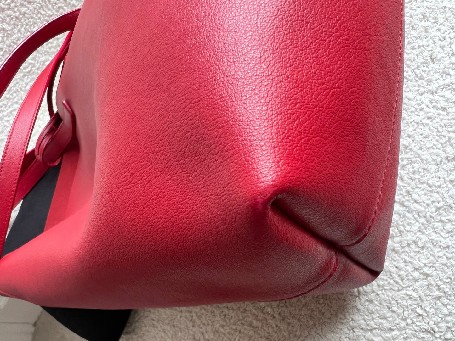 Yves Saint Laurent (YSL) Red E/W Shopping Tote (RRP £1115)
