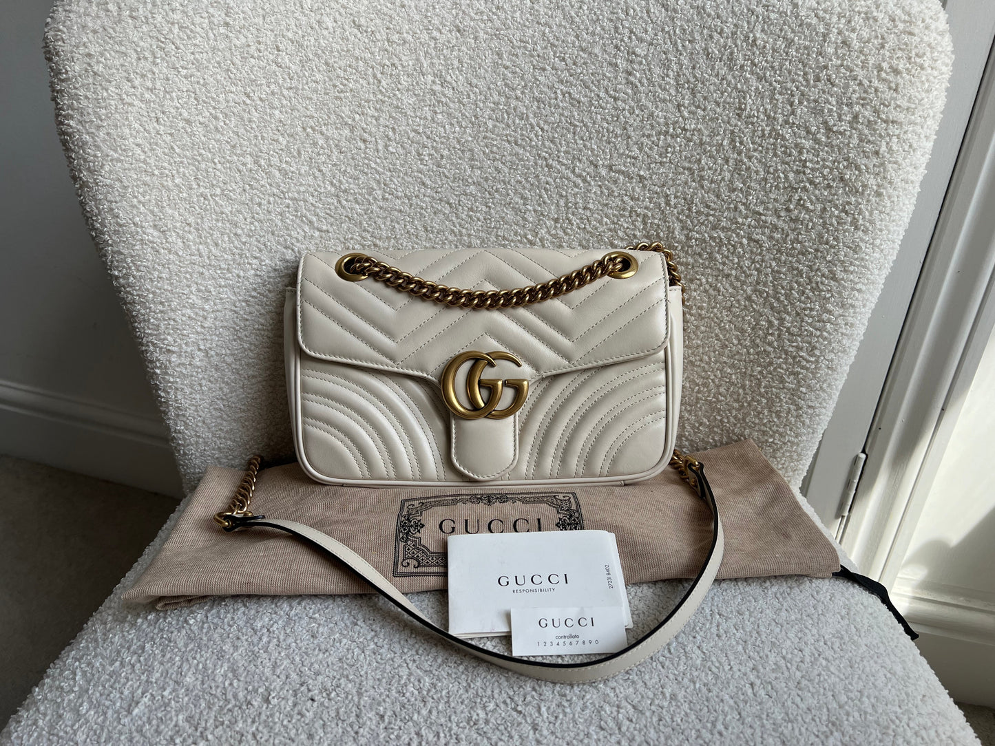 Gucci GG White Marmont Small Shoulder Bag (RRP £1890)