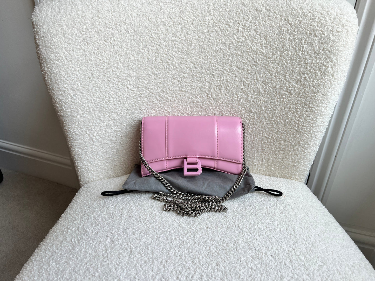 Balenciaga Pink Hourglass Wallet on Chain (RRP £1190)