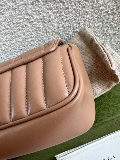 Gucci GG Beige Marmont Super Mini Aria Shoulder Bag (RRP £985)