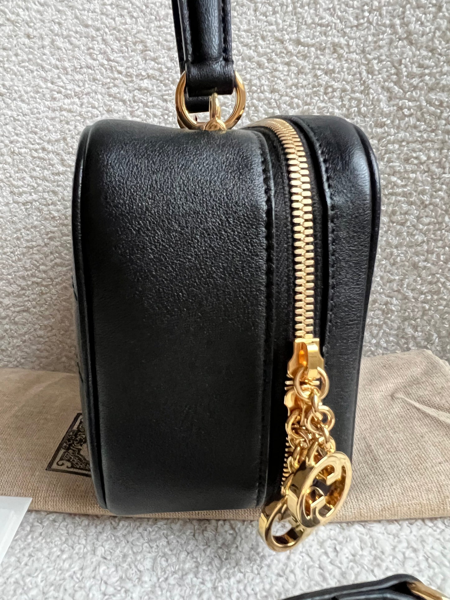 Gucci Black Small Top Handle Blondie Shoulder Bag (RRP £1870)