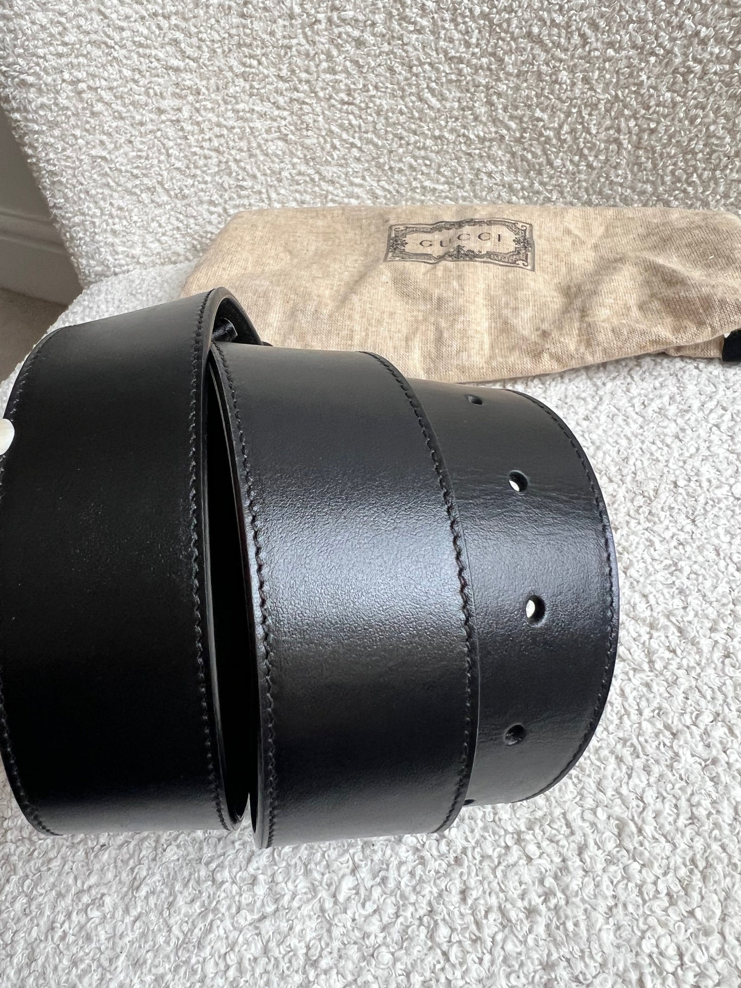 Gucci GG Marmont Black Wide Leather Belt with Shiny Gold Buckle (RRP £410)