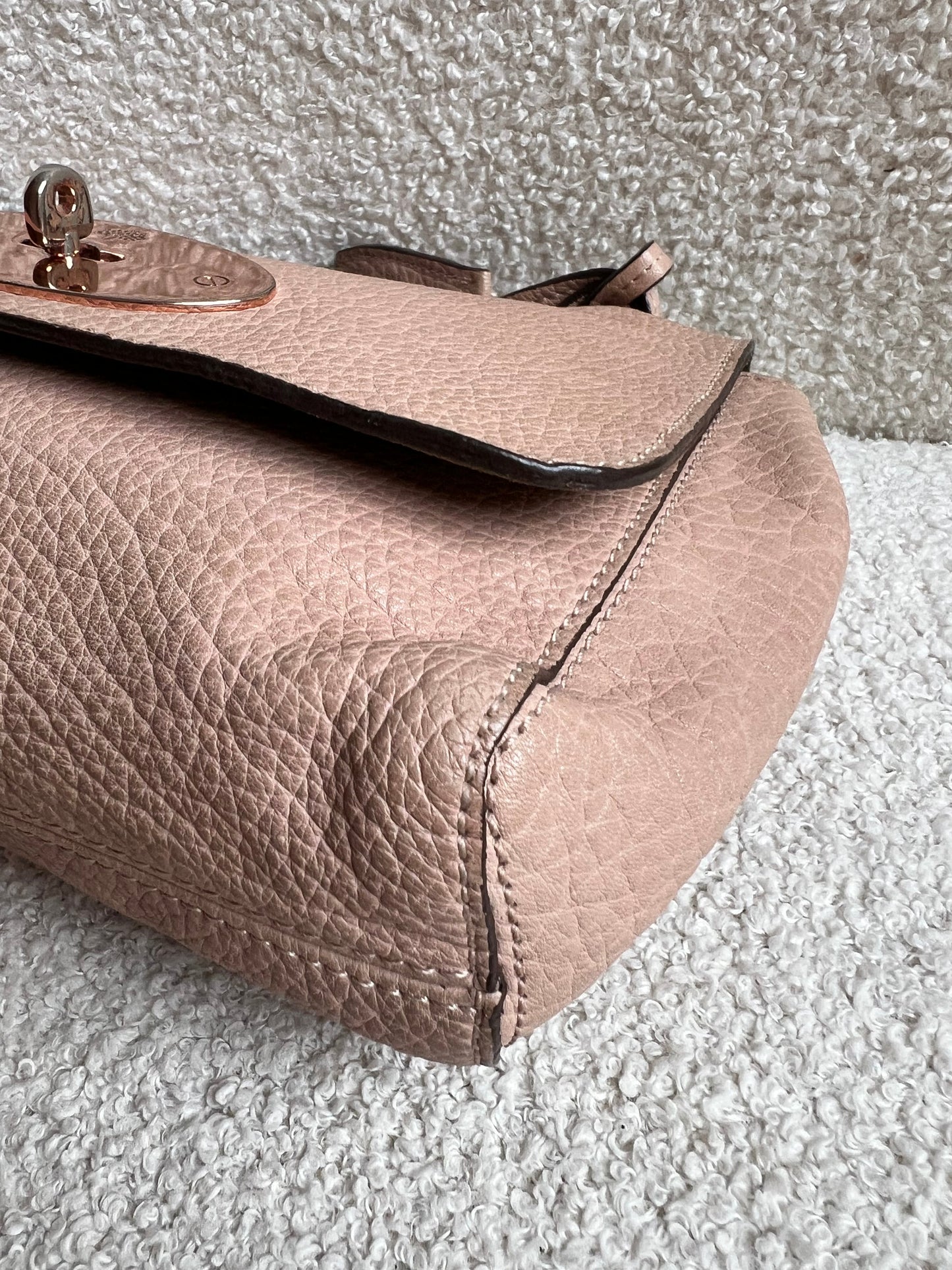 Mulberry Powder Beige Regular Lily with Rose Gold Hardware