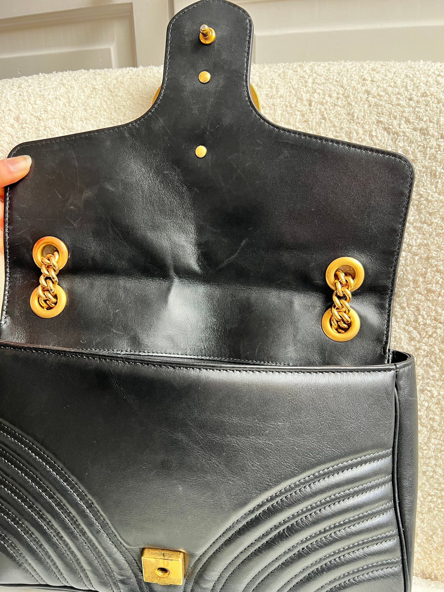 Gucci GG Black Marmont Medium Shoulder Bag (RRP £2,340)