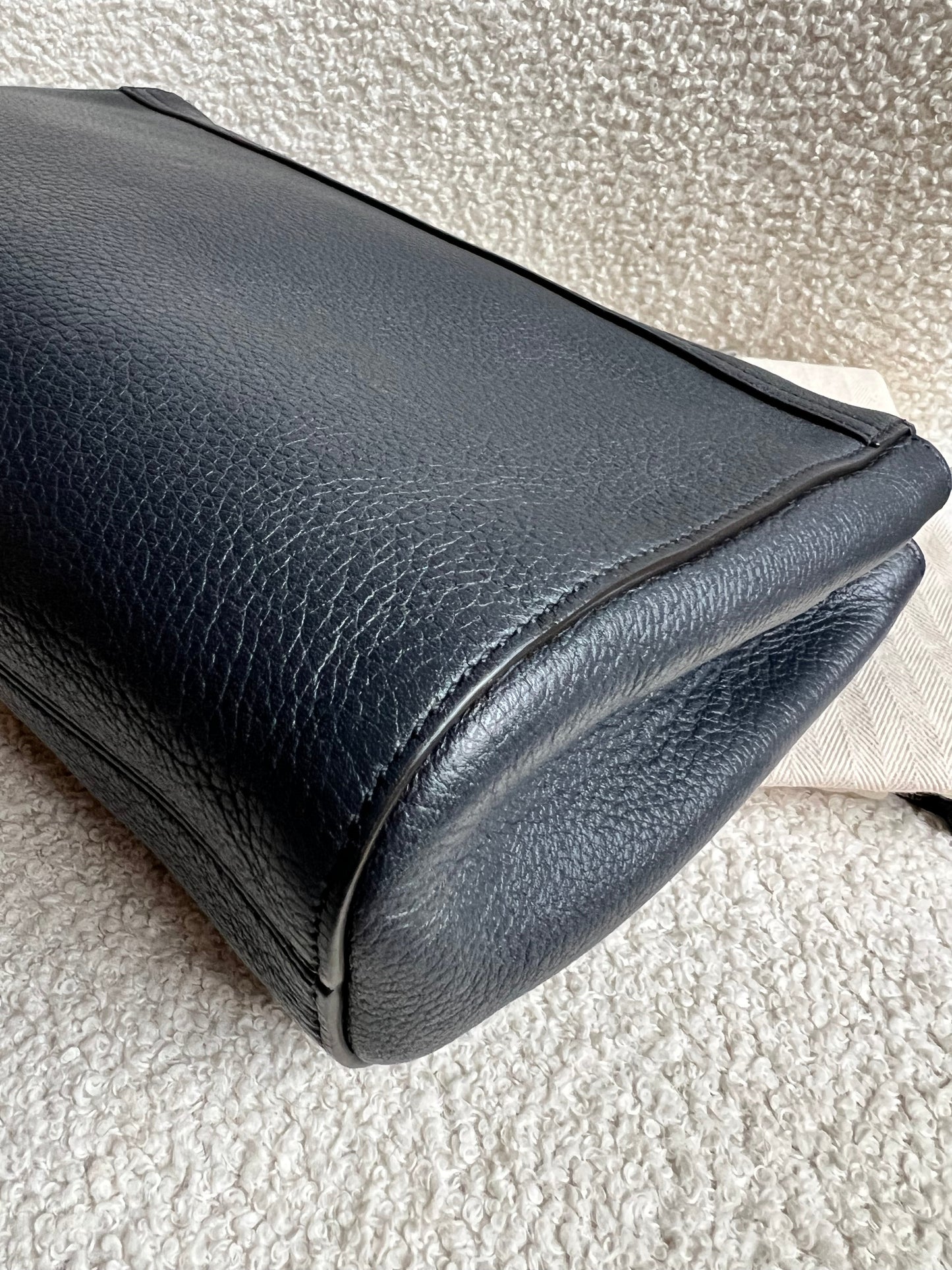 Mulberry Midnight Medium Lily with Silver Hardware (RRP £1095)