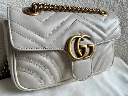 Gucci GG White Marmont Mini Shoulder Bag (RRP £1,890)