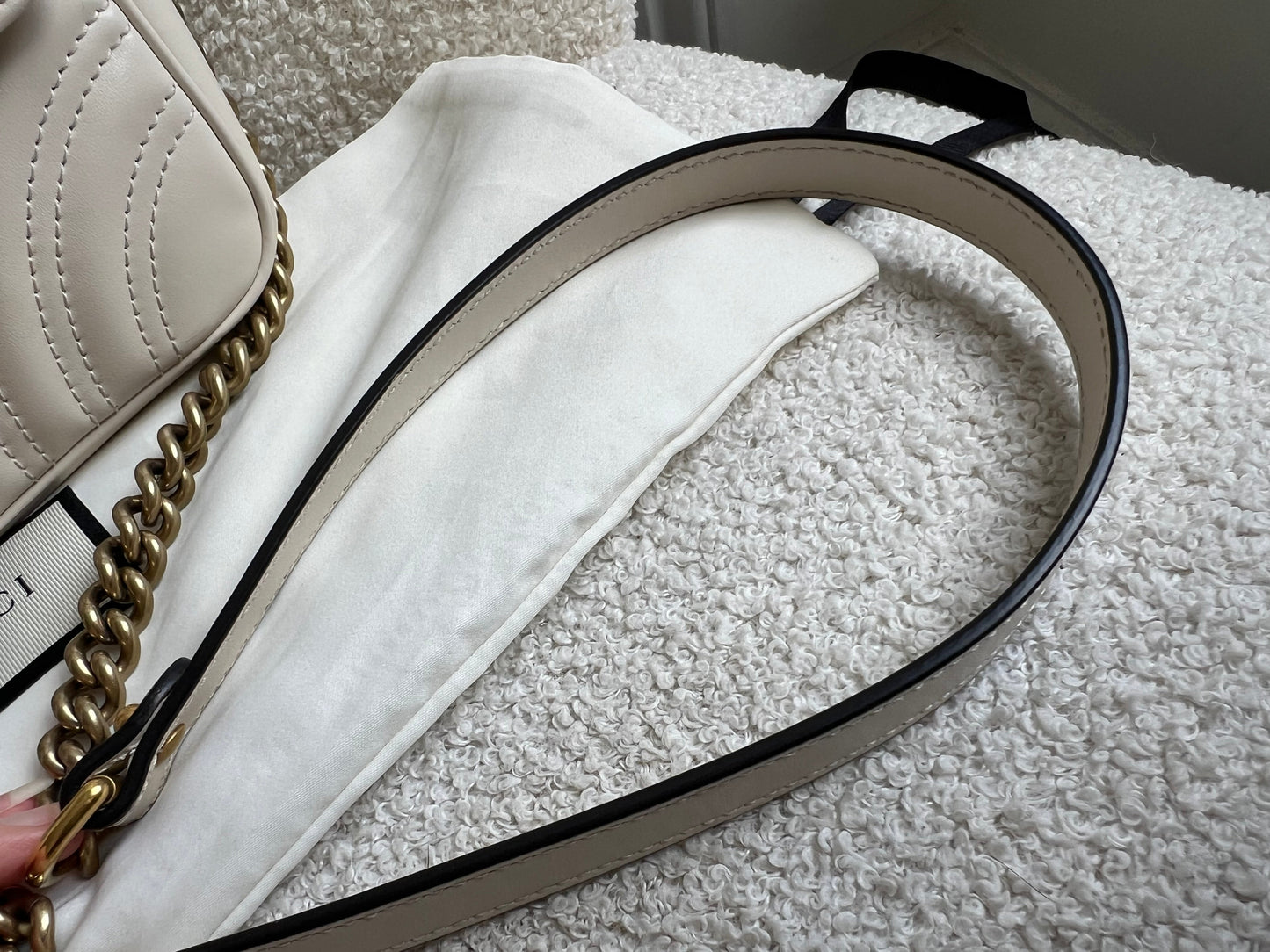 Gucci GG White Marmont Mini Shoulder Bag (RRP £1,890)