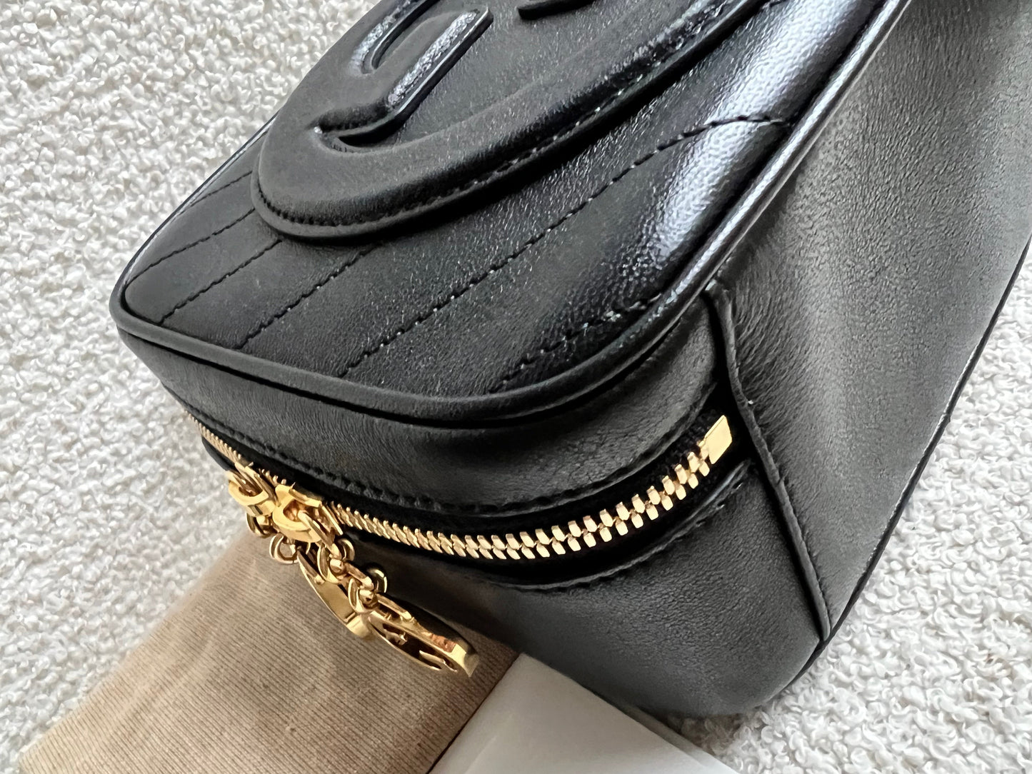 Gucci Black Small Top Handle Blondie Shoulder Bag (RRP £1870)
