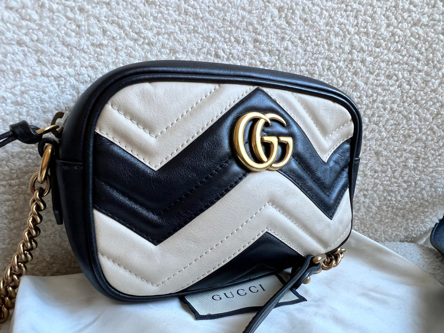Gucci GG Black and White Marmont Mini Shoulder Bag (RRP £1,360)