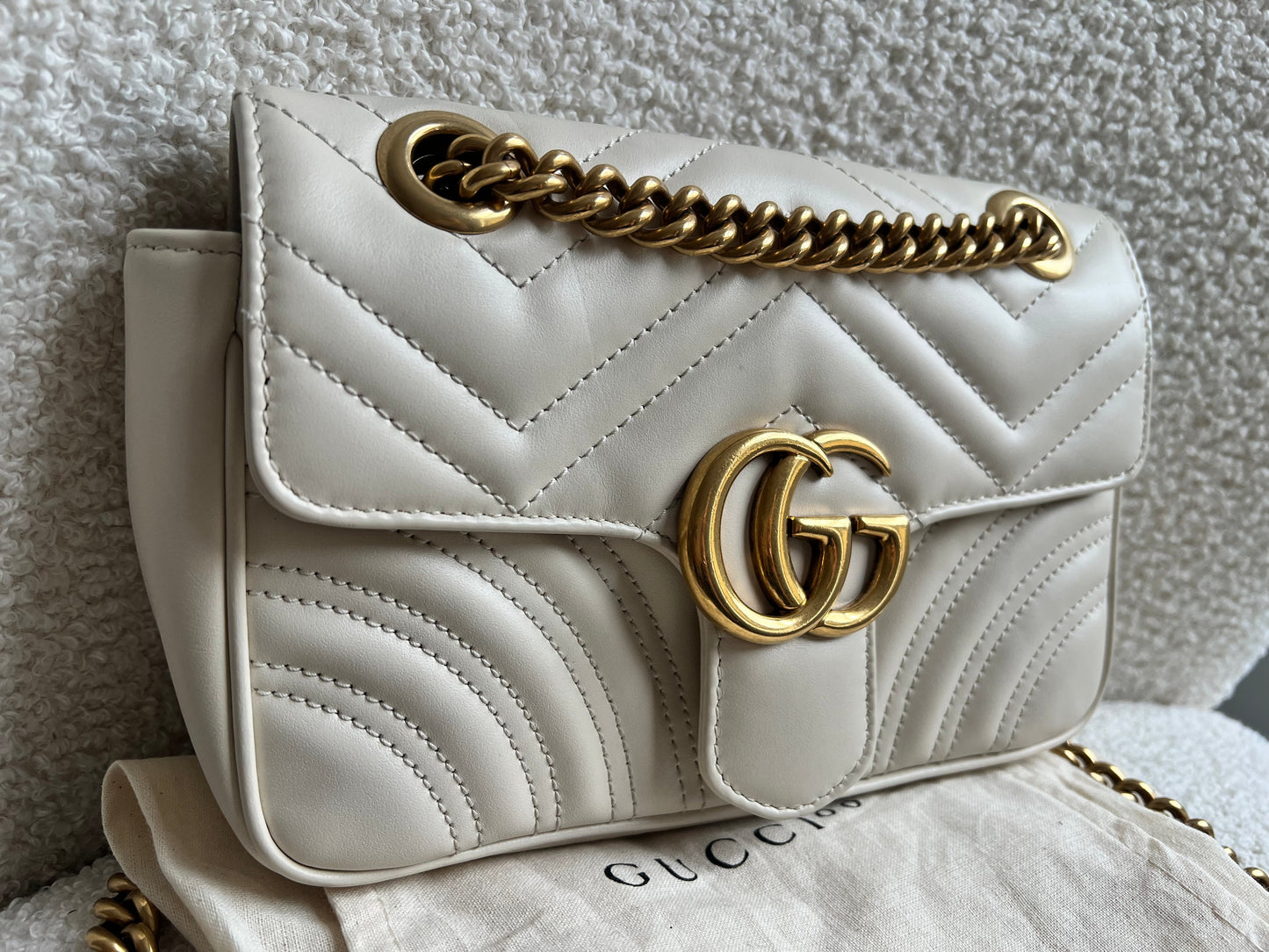 Gucci GG White Marmont Mini Shoulder Bag (RRP £1,890)