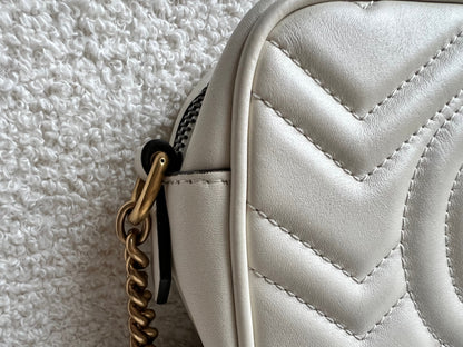 Gucci GG White Marmont Mini Shoulder Bag (RRP £1,360)