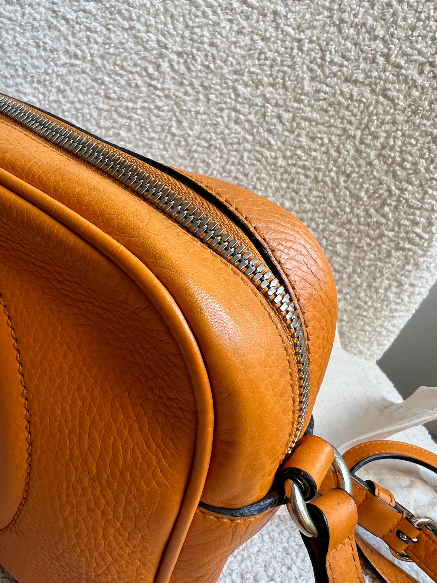 Gucci Orange Soho Disco