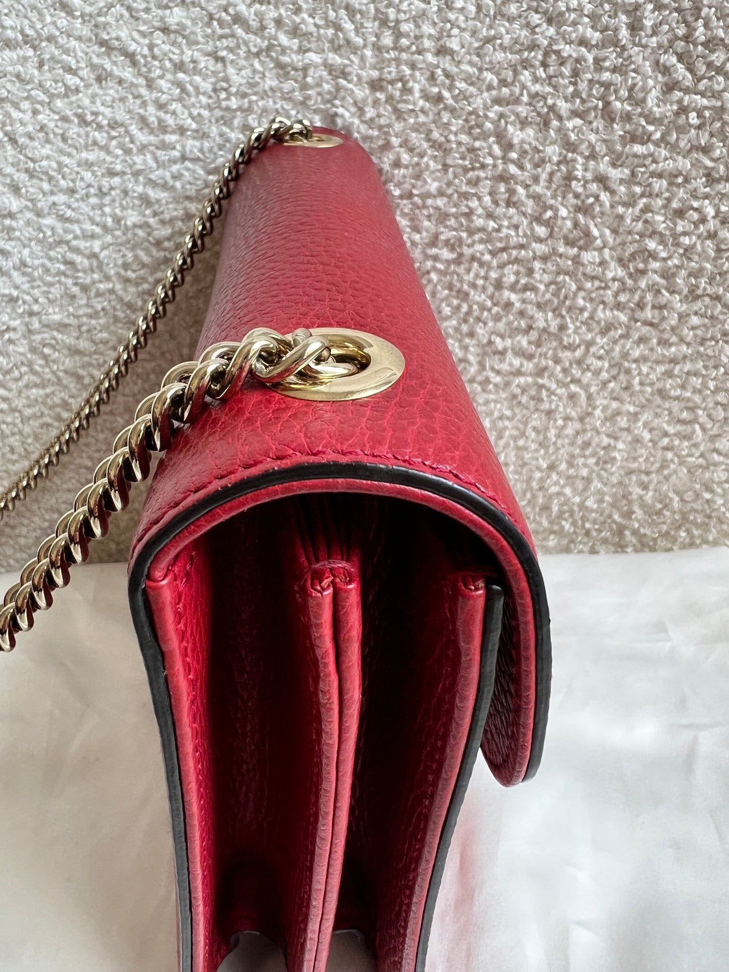 Gucci Interlocking GG Red Small Shoulder Bag