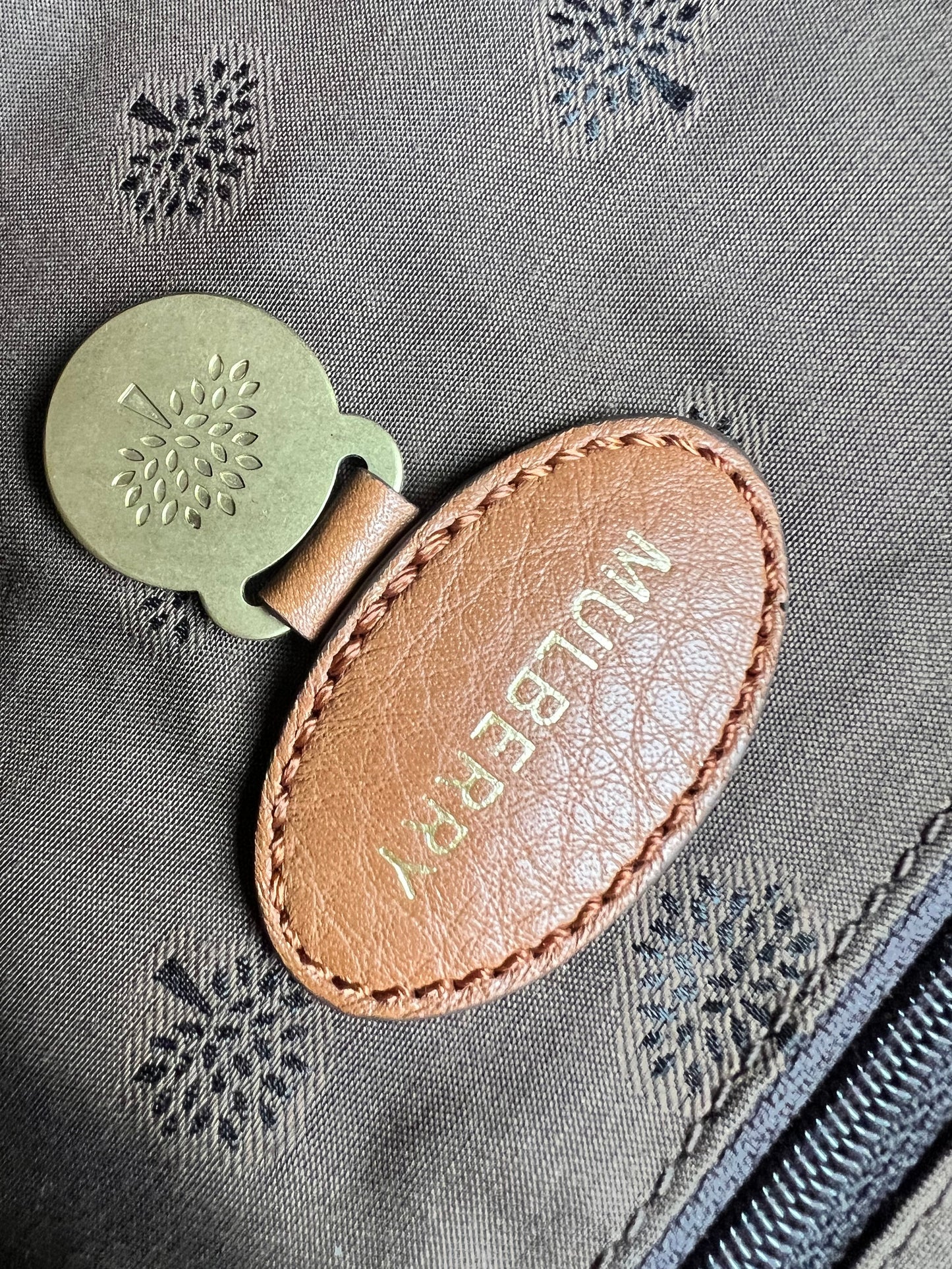 Mulberry Oak Effie Tote