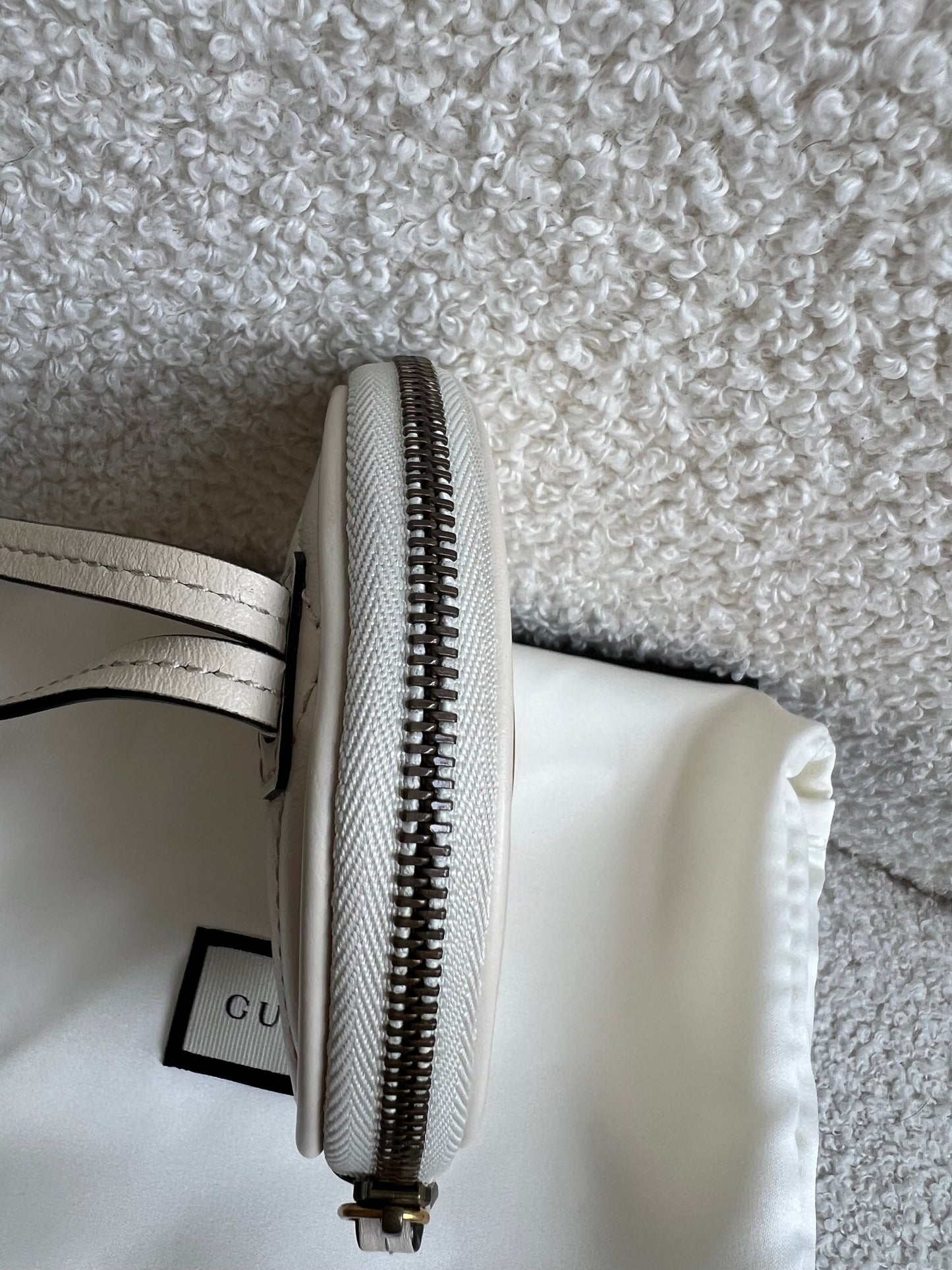 Gucci White GG Marmont Coin Pouch on Strap (RRP £395)