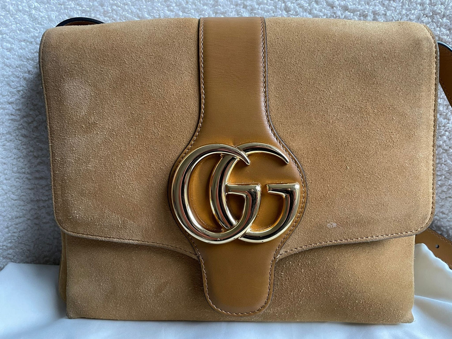 Gucci Arli Shoulder Bag