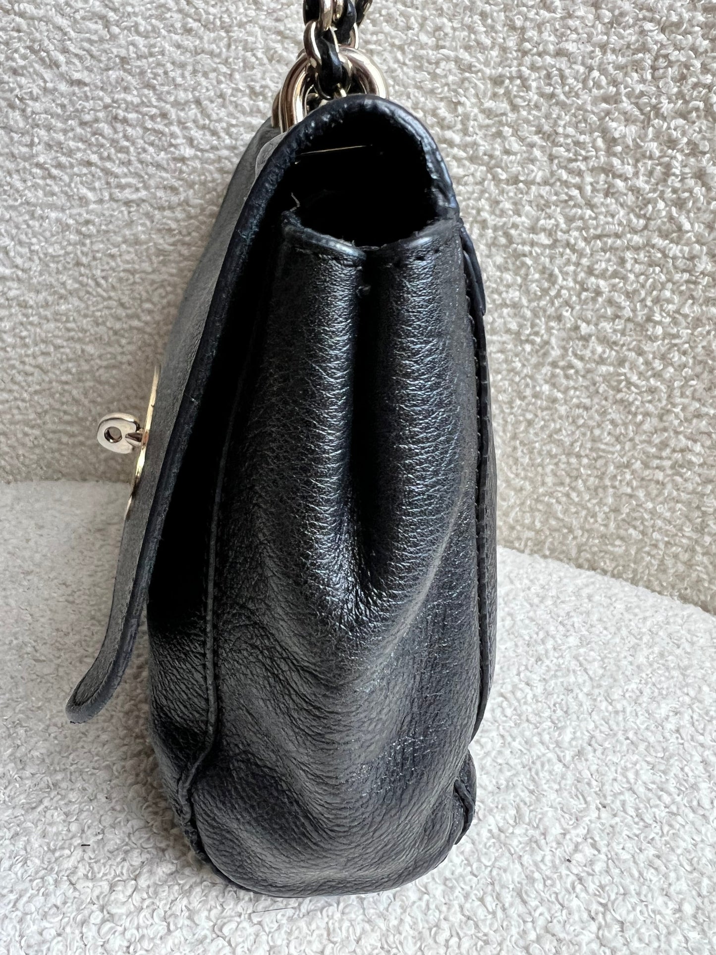 Mulberry Black Regular Lily with Gold Hardware
