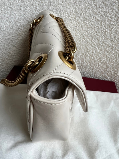 Gucci GG White Marmont Mini Shoulder Bag (RRP £1,890)