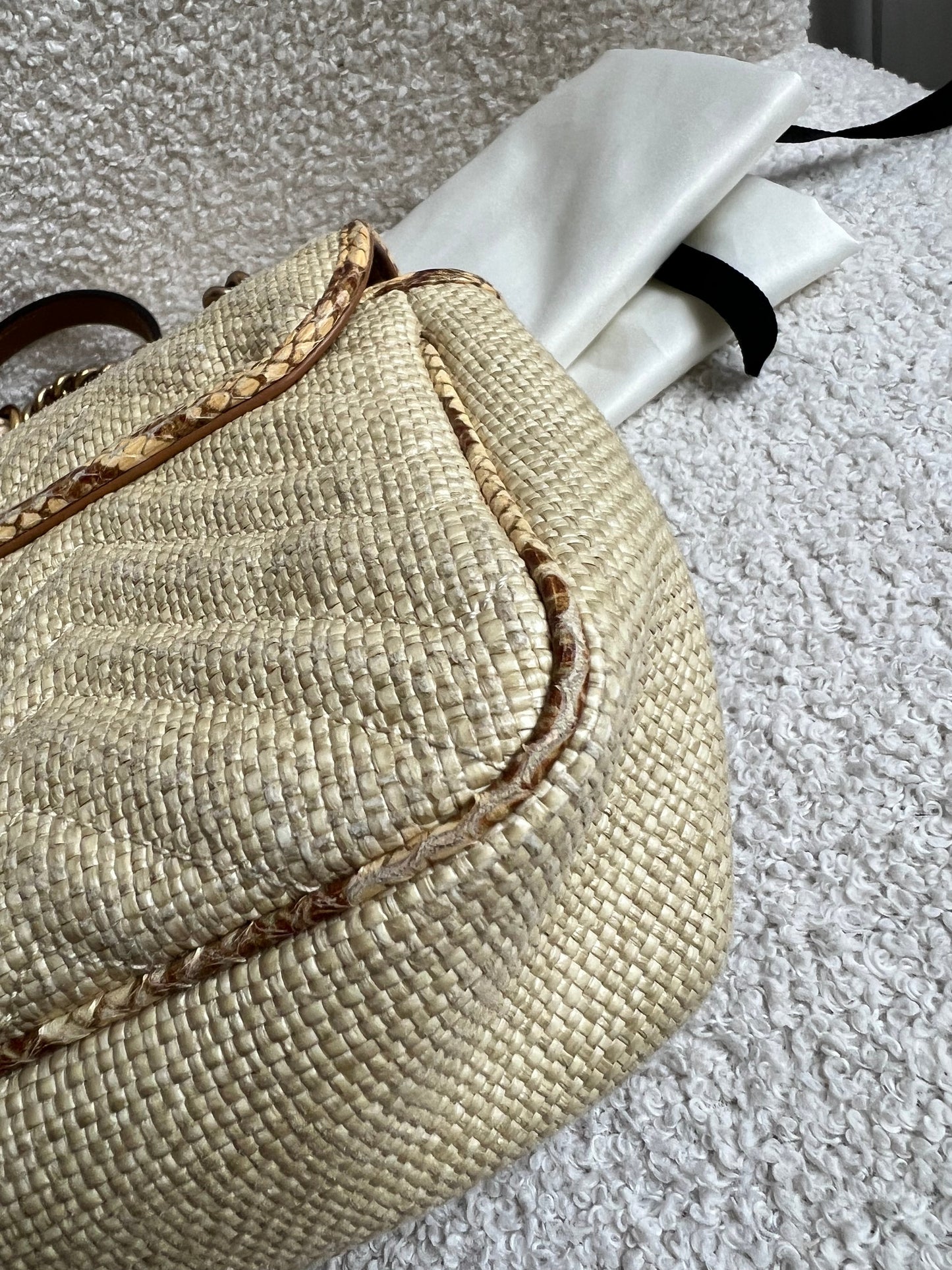 Gucci GG Beige Raffia Marmont Small Shoulder Bag (RRP £1,570)