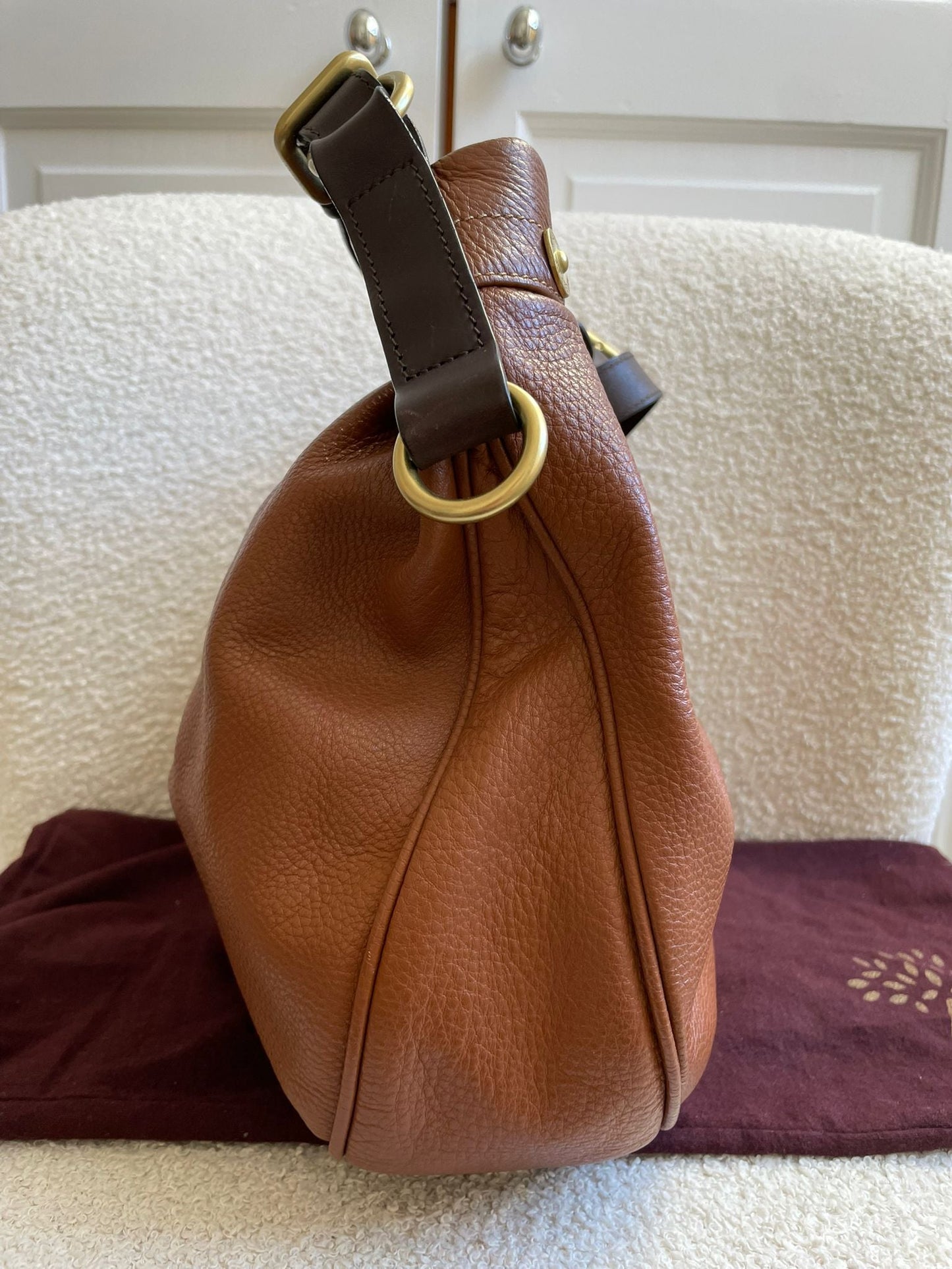 Mulberry Oak Mitzy Messenger