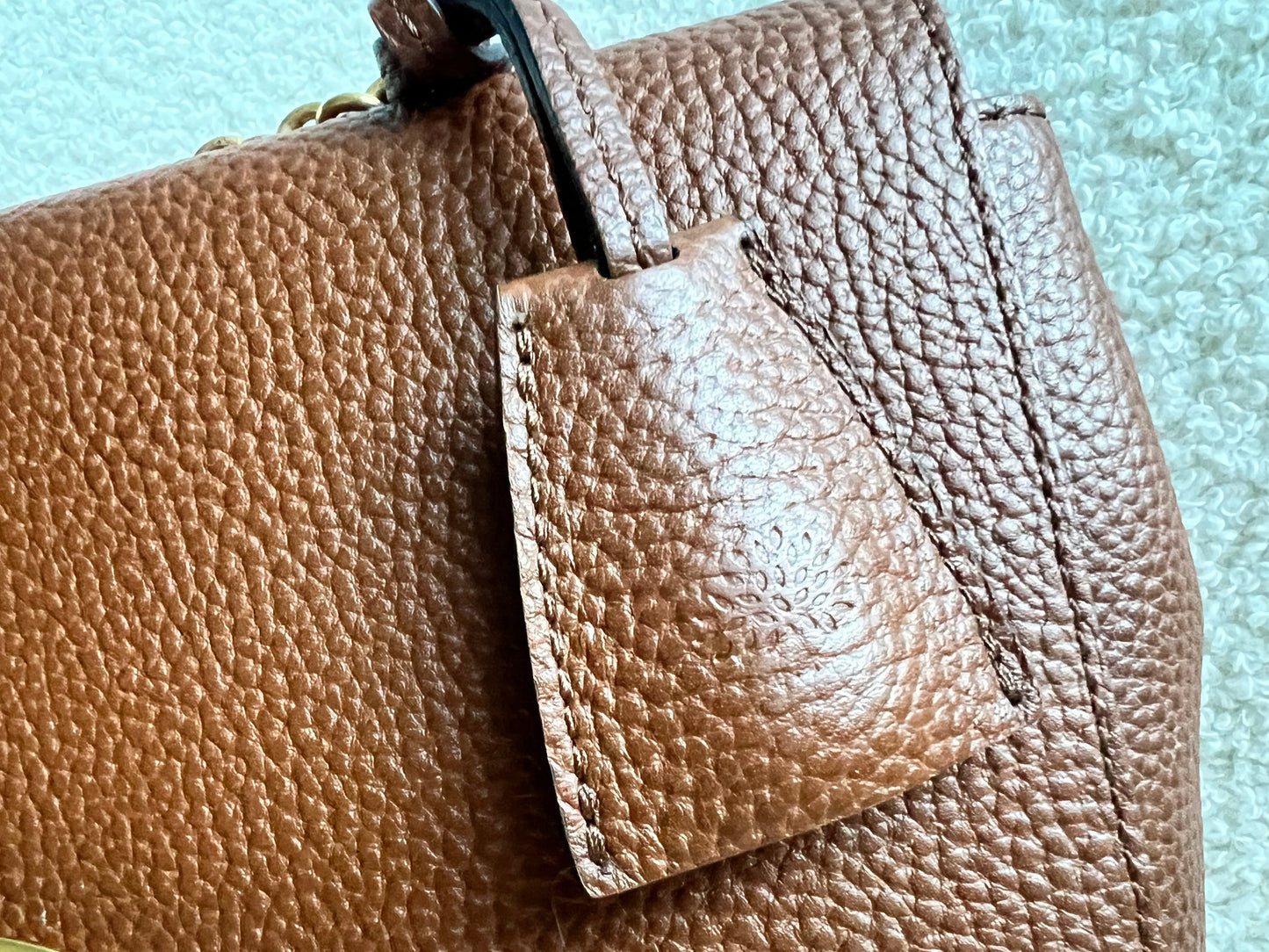 Mulberry Oak Medium Lily with Gold Hardware (RRP £1095)