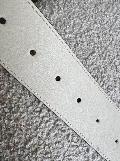 Gucci GG Marmont White Wide Leather Belt with Shiny Gold Buckle (RRP £410)