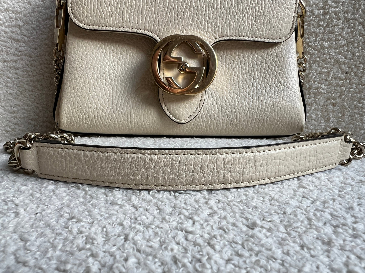 Gucci Interlocking GG Cream Mini Cross Body Bag