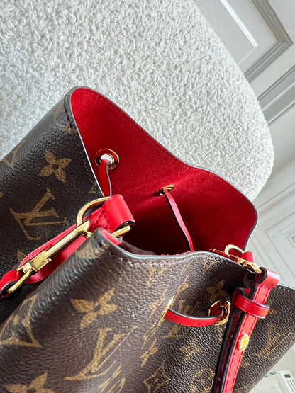 Louis Vuitton Neo Noe Monogram Coquelicot (RRP £1,790)