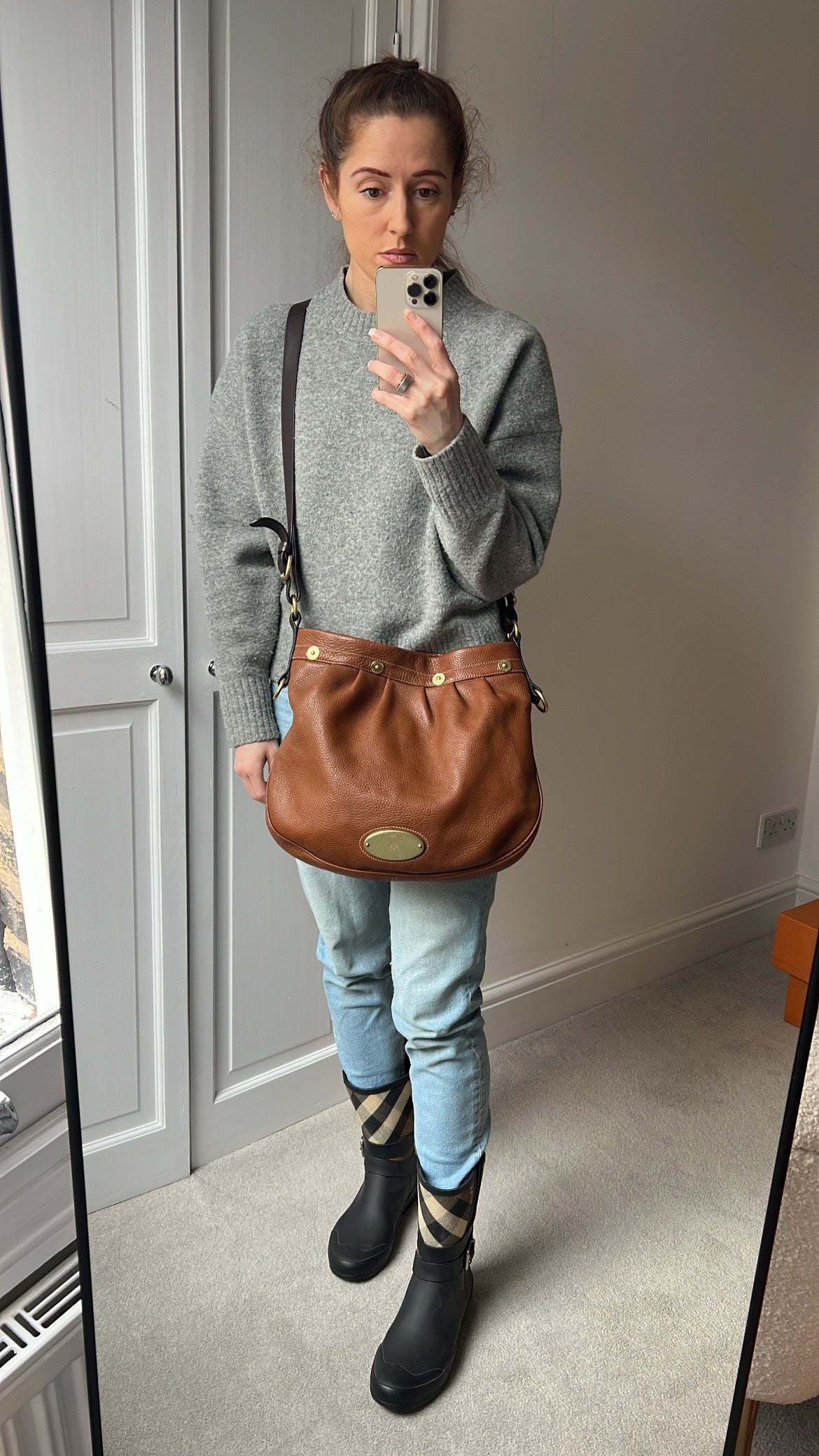 Mulberry Oak Mitzy Messenger