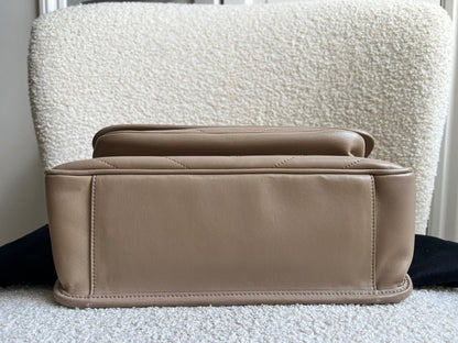 Yves Saint Laurent (YSL) Beige Medium Niki Chain Bag (RRP £2500)
