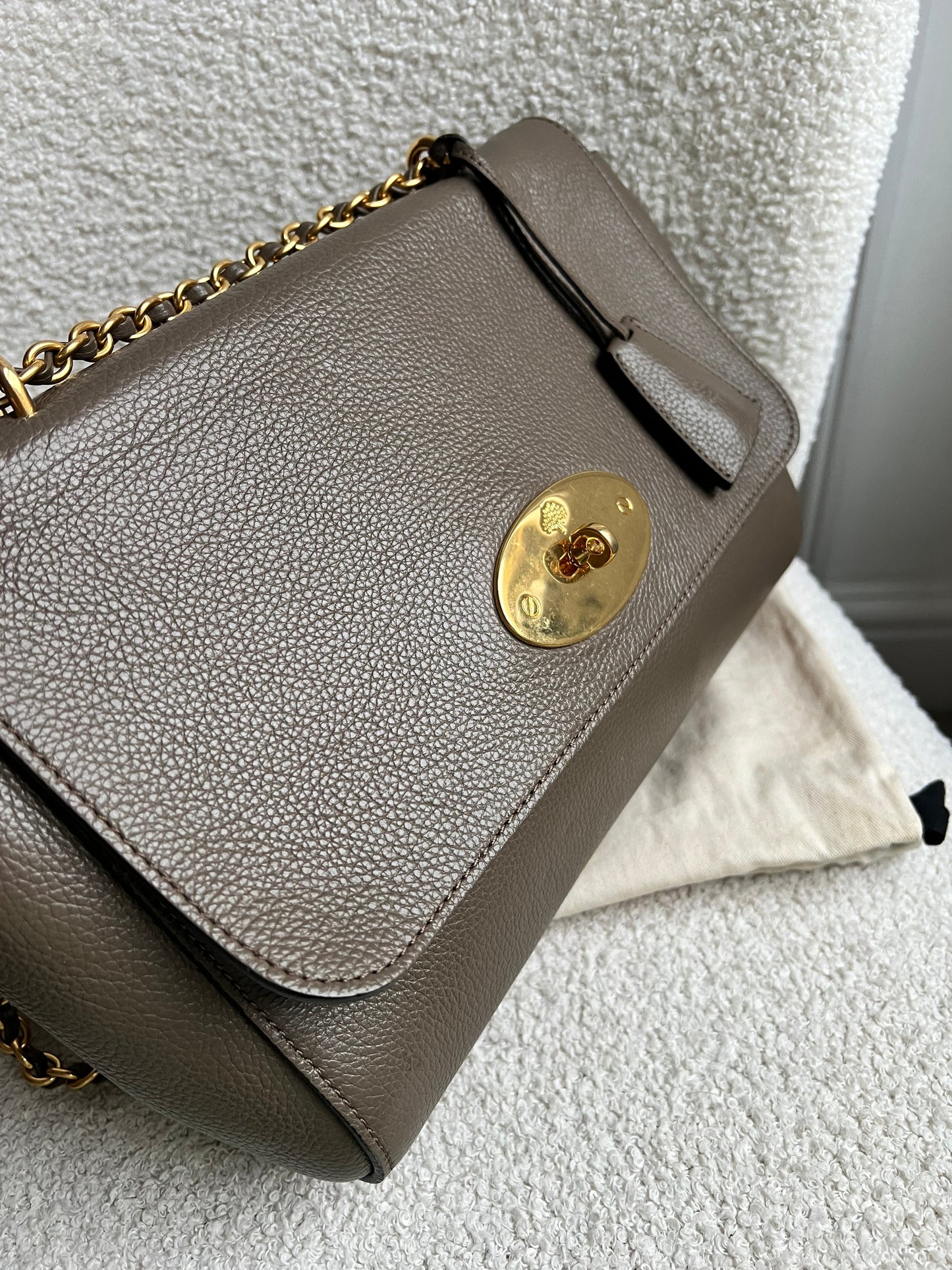 Mulberry Clay Medium Lily with Gold Hardware (RRP £1095)