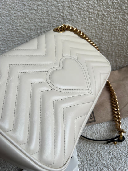 Gucci GG White Marmont Small Shoulder Bag (RRP £1890)