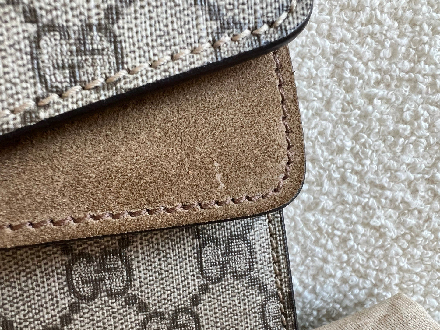 Gucci Dionysus GG Supreme Small Shoulder Bag (RRP £2,280)