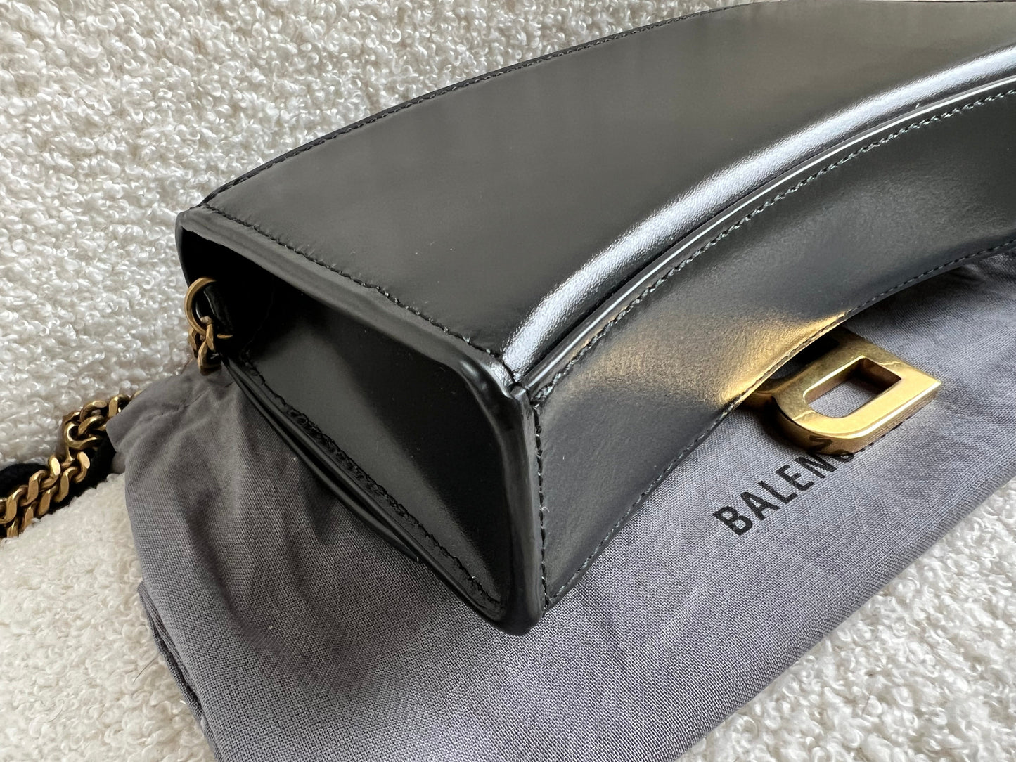 Balenciaga Black Hourglass Wallet on Chain (RRP £1190)