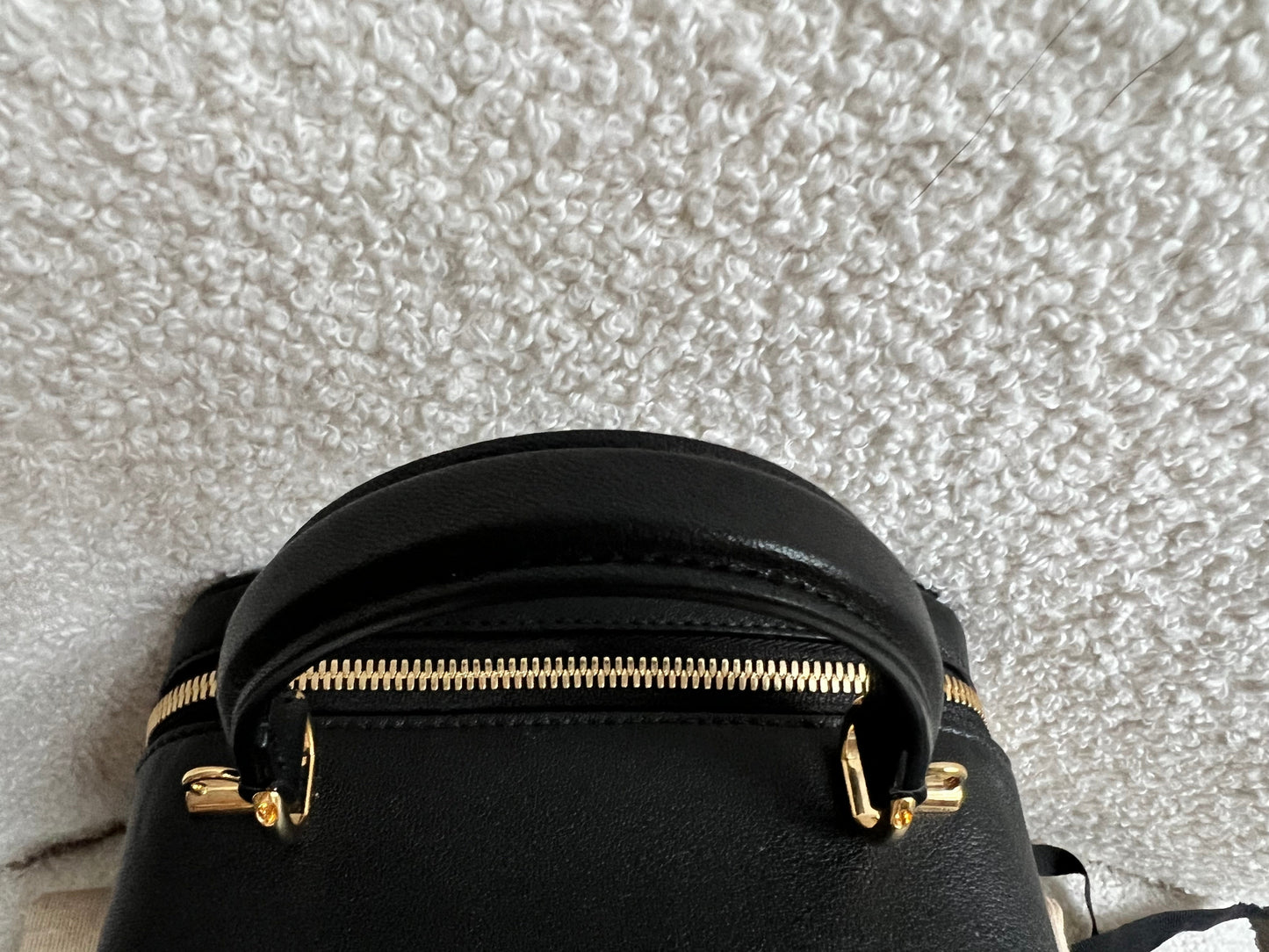 Gucci Black Small Top Handle Blondie Shoulder Bag (RRP £1870)
