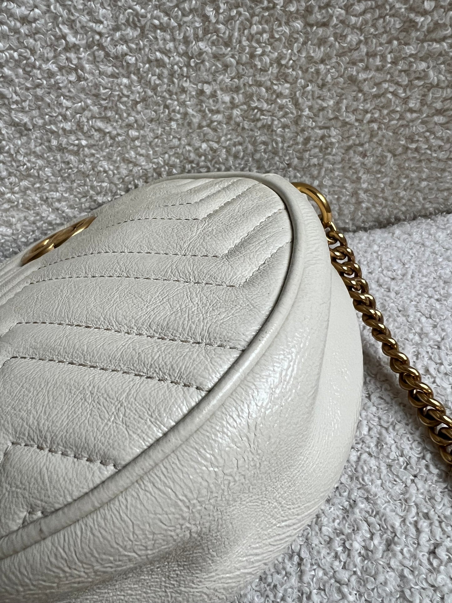Gucci GG Round White Marmont Small Shoulder Bag (RRP £1,090)