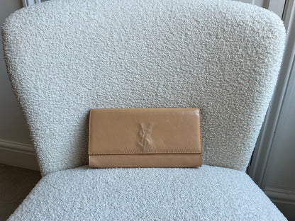 Yves Saint Laurent (YSL) Beige Patent Belle de Jour Clutch