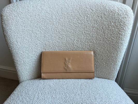 Yves Saint Laurent (YSL) Beige Patent Belle de Jour Clutch