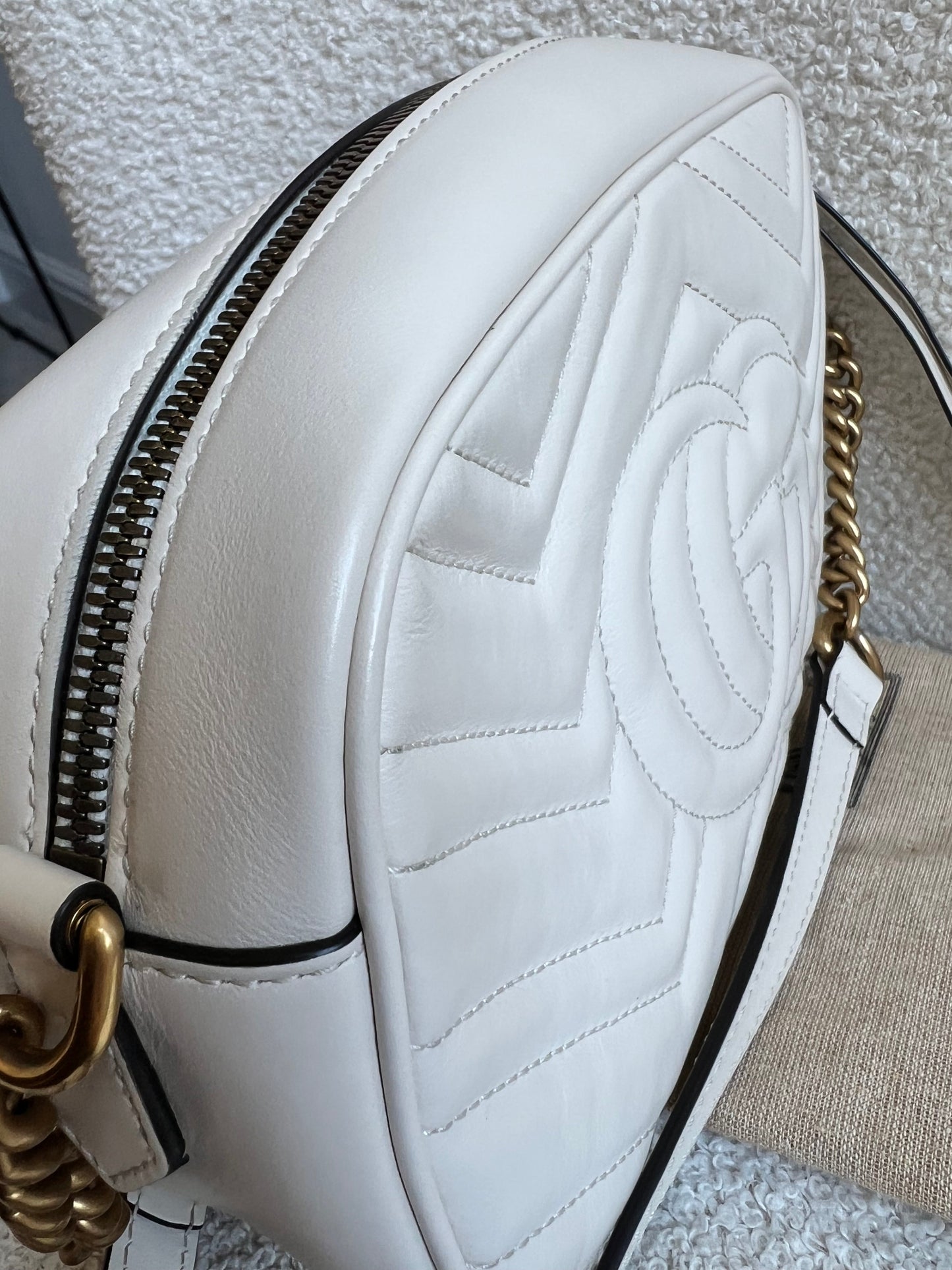 Gucci GG White Marmont Small Shoulder Bag (RRP £1440)