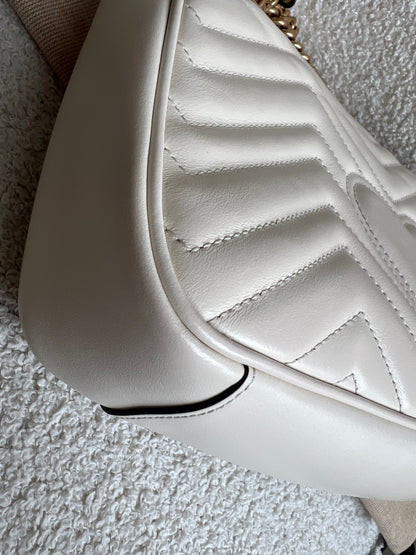 Gucci GG White Marmont Small Shoulder Bag (RRP £1890)